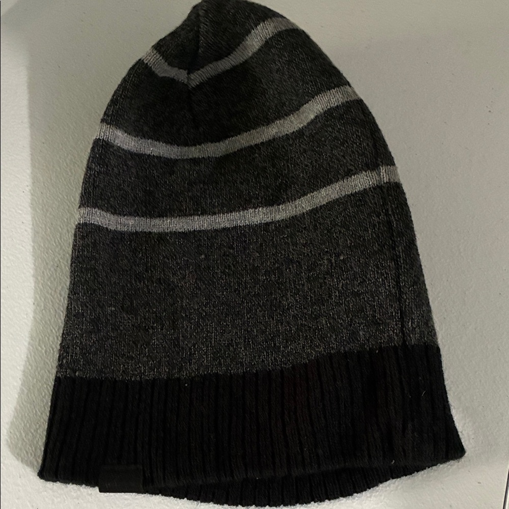 Levi's Black Textured Knit Beanie